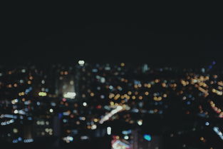 开云体育官网下载安装-《堡垒之夜》“未来光影”赛季,创意无限,精彩不断!